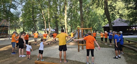 Skupinska vadba na prostem v Ižakovcih, Otok ljubezni